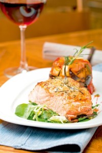 27430_pastrmka-stock-photo-grilled-salmon-fillet-with-ratatouille-shutterstock_94931896_300x0