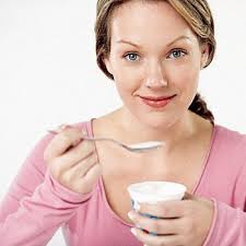 Jogurt, bademi i zeleni čaj u borbi protiv gojaznosti