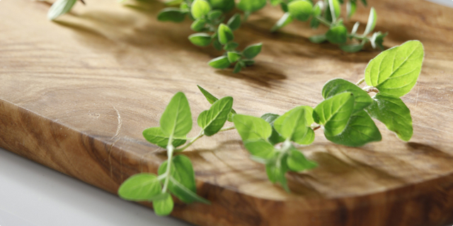 Čajem od origana protiv upornog kašlja