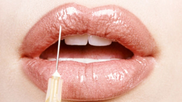 Silikoni u usnama